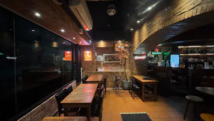 DROP PUB 抓吧店面照片