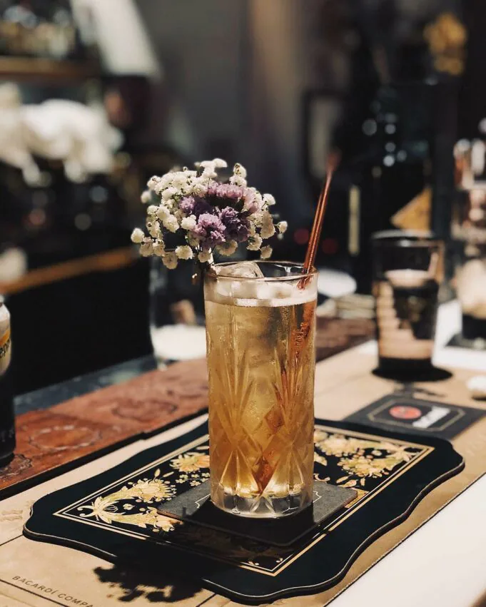 El Jardin Cocktail Bar店面照片