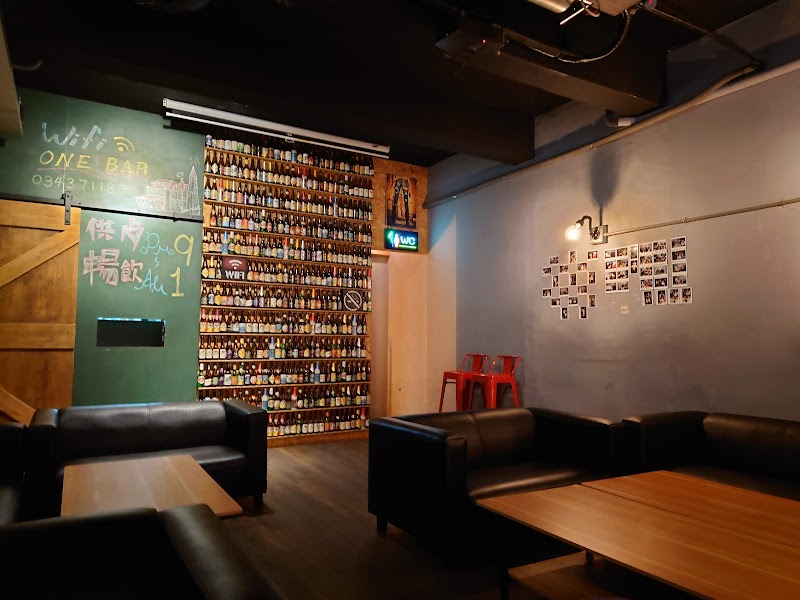 ONE BAR店面照片