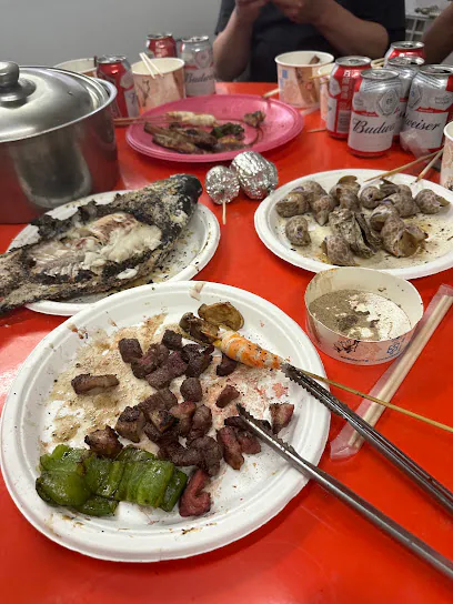 雲中月圓囧架架店面照片